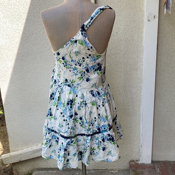 Free People floral fabulous one shoulder fun dress. So adorable and pretty! - Picture 4 of 12